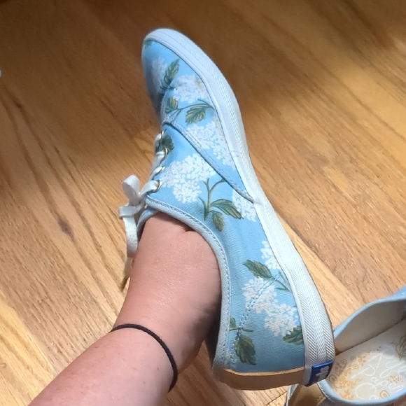 Floral Blue Sneakers - Picture 6 of 12